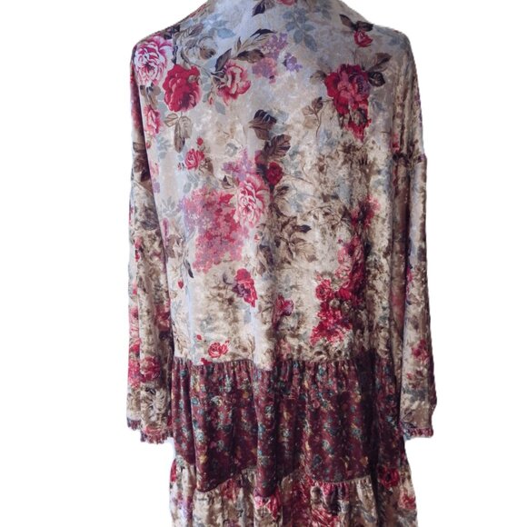 EASEL Stretch Velveteen Duster/ Cardigan/ Floral/ Ruffles - Picture 3 of 7